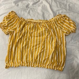 American eagle off the shoulder crop tee. Size xs